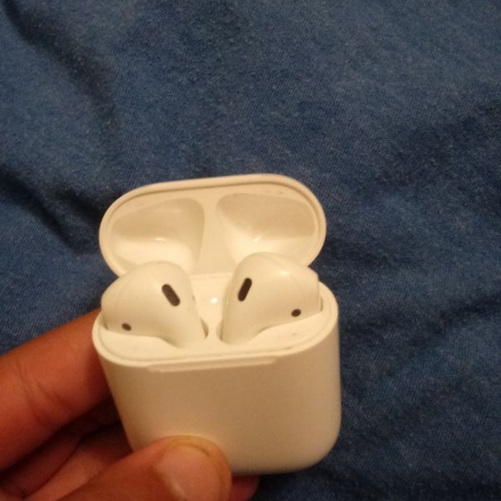Airpods